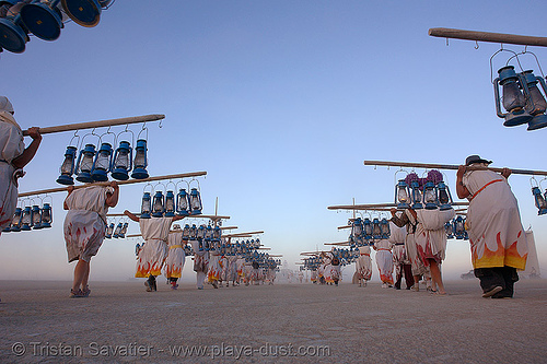 the lamplighters - burning man 2006, lamplighters, lamps, petrol lanterns, poles, vanishing point