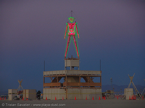 the man at dawn - burning man 2005, burning man at night, the man