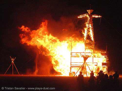 the man burning - burning man 2005, burning man at night, fire, night of the burn