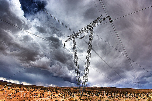 transmission tower and high voltage transmission power line, abra el acay, acay pass, altiplano, argentina, clouds, cloudy sky, electric line, electricity pylons, electricity transmission towers, high voltage, noroeste argentino, power line, power transmission lines, pylon, storm, stormy sky, transmission tower, wires