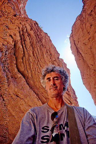 tristan savatier (me!) - slot canyon - quebrada de las conchas, near cafayate (argentina), argentina, calchaquí valley, cliffs, man, noroeste argentino, quebrada de cafayate, quebrada de las conchas, rock, self portrait, selfie, slot canyon, valles calchaquíes