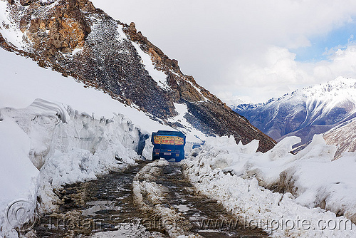 truck, mud and snow on the road - khardungla pass - ladakh (india), khardung la pass, ladakh, lorry, mountain pass, mountains, mud, road, snow, truck