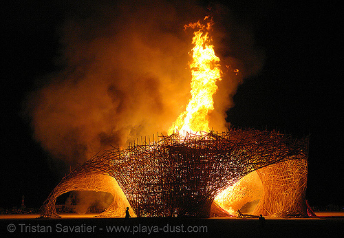 uchronia burning - burning man 2006, art installation, belgian waffle, burning man at night, fire, uchronia