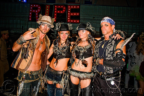 warriors, costume, ghostship 2009, halloween, man, party, woman