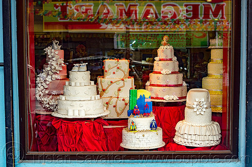 wedding cakes in shop window (philippines), shop window, tuguegarao, wedding cakes