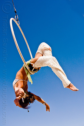 woman on aerial hoop, aerial hoop, aerial ring, aerialist, cerceau, lyra, woman