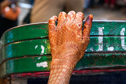 woman's hand with mehndi temporary tattoo (india), body art, delhi, green paint, hand, henna tattoo, india, mehndi designs, temporary tattoo, woman