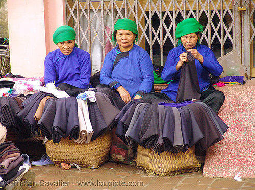 women from the giay tribe - vietnam, colorful, giay tribe, hill tribes, indigenous, lai cai