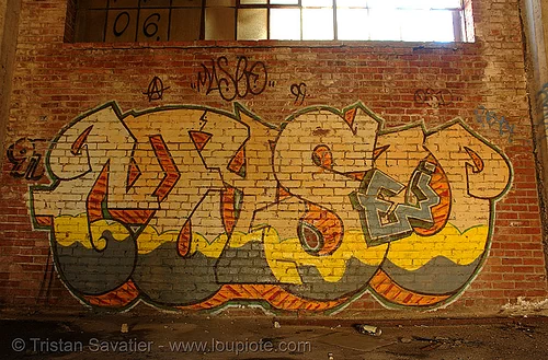 abandoned factory (san francisco), derelict, graffiti piece, maseo, street art, tie's warehouse, trespassing