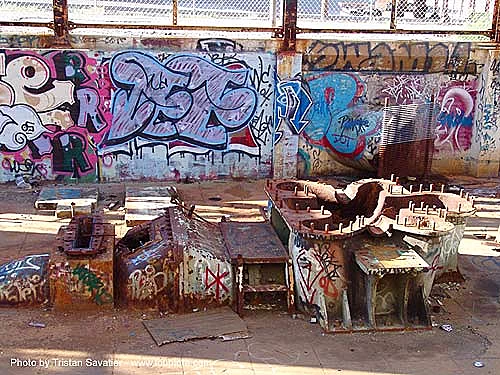 abandoned industrial area (san francisco), graffiti, trespassing