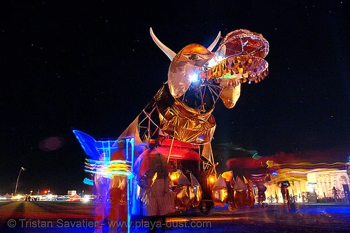 abraxas the dragamuffin - burning man 2006, abraxas the dragamuffin, art car, art in action, burning man art cars, burning man at night, gaia, gnomadic, mutant vehicles
