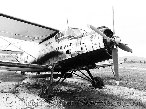 antonov an2 colt spray plane - crop duster (bulgaria), aircraft, aist-3, an-2 colt, antonov an-2, antonov colt, bask air, biplane, circuit kaloyanovo, crop duster, crop dusting, lz-1102, propeller plane, skylink, spray plane, антонов ан-2, баск, българия, писта калояново