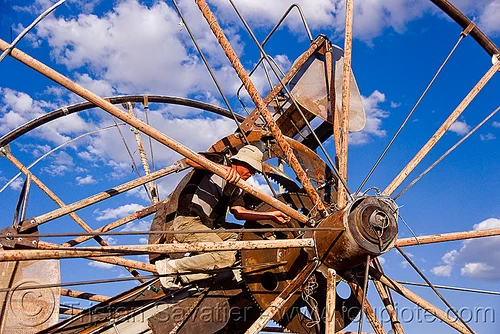 burning man - the time cycle, art car, burning man art cars, ferris wheel, homer wells, mutant vehicles, time cycle