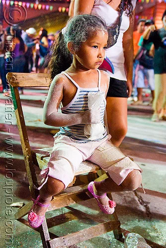 carnaval - carnival in jujuy capital (argentina), andean carnival, argentina, carnaval de la quebrada, chair, child, jujuy capital, kid, little girl, noroeste argentino, san salvador de jujuy, talk powder