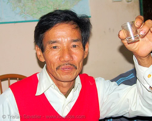 dog - cheers! - rượu đế - thịt chó - eating dog meat, alcohol, dinner, liquor, rice wine, ruou de, rượu đế, vodka