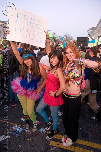 free hugs - lovefest (san francisco), free hugs, girls, lovevolution, party, sign, women