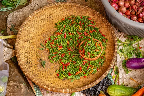 green chili peppers, chili pepper, produce, tana toraja, vegetables