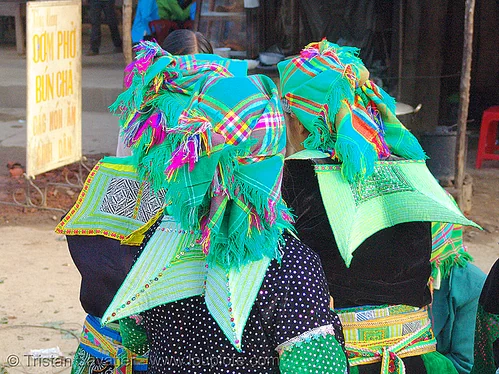 hmong green dress Black Puffy Shoulder Hmong Dress – Khang Khoom main image 1