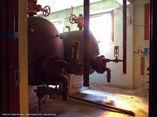 heating oil tanks - basement - abandoned hospital (presidio, san francisco), abandoned building, abandoned hospital, graffiti, heating oil tanks, presidio hospital, presidio landmark apartments, trespassing