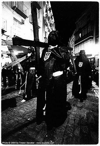 hermandad de la pasión - semana sevilla, carrying, cross, crosses, easter, hermandad de la pasión, nazareens, nazarenos, night, semana santa, sevilla