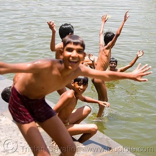 kids bathing in lake - udaipur (india), bath, bathing, children, kids, lake, swimming, udaipur