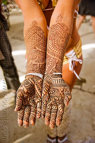 Pin by Angela Day on foot henna | Simple mehndi designs, Legs mehndi  design, Ankle tattoo designs