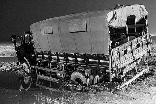 military truck stuck in mud (india), 4x4 trucks, all-terrain, army trucks, hindu pilgrimage, hinduism, indian army, kumbh mela, lorry, military trucks, mud, muddy, night, tata motors, truck