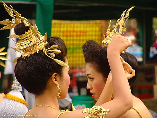 ปราสาทหินพนมรุ้ง - phanom rung festival - thailand, asian woman, asian women, crowns, headdress, headdresses, princess, ปราสาทหินพนมรุ้ง