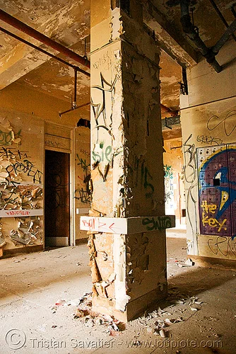 pillar - abandoned hospital (presidio, san francisco), abandoned building, abandoned hospital, graffiti, peeling paint, presidio hospital, presidio landmark apartments, trespassing