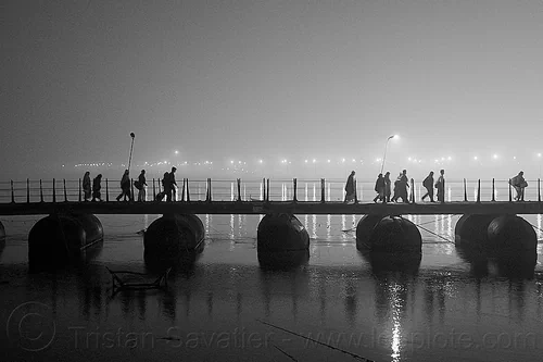 pontoon bridge at kumbh mela (india), floating bridge, foot bridge, ganga, ganges river, hindu pilgrimage, hinduism, kumbh maha snan, kumbh mela, mauni amavasya, metal tanks, night, pontoon bridge, silhouettes, triveni sangam, walking